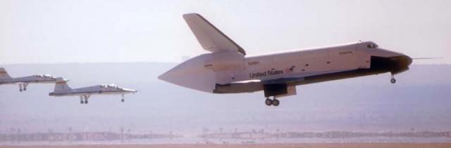 FA2006_-_Shuttle_Enterprise_Landing.jpg