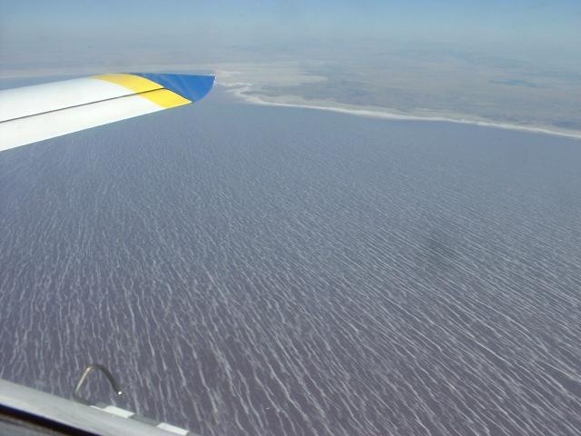 zWind_streaks_on_the_great_Salt_lake_090920.JPG